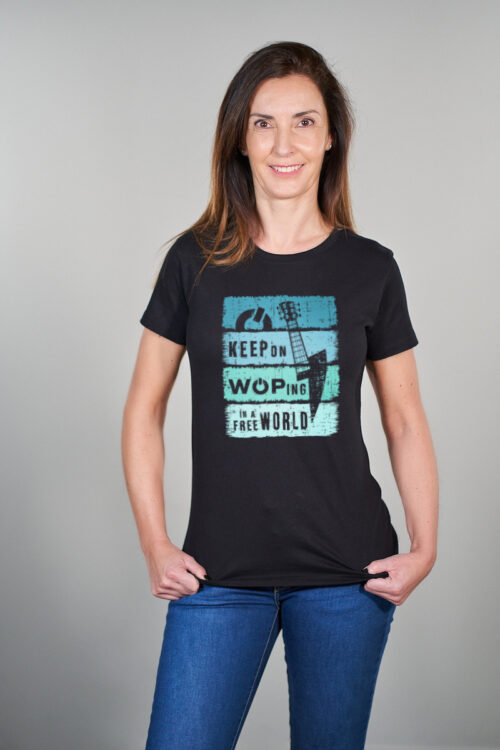 Camiseta 'Keep on WOPing in a free world' Mujer